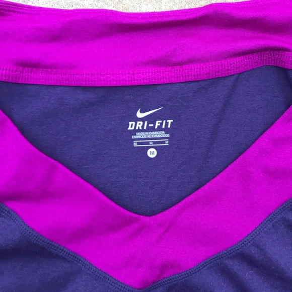 Nike Women's DRiFit Yoga top M - Picture 3 of 7